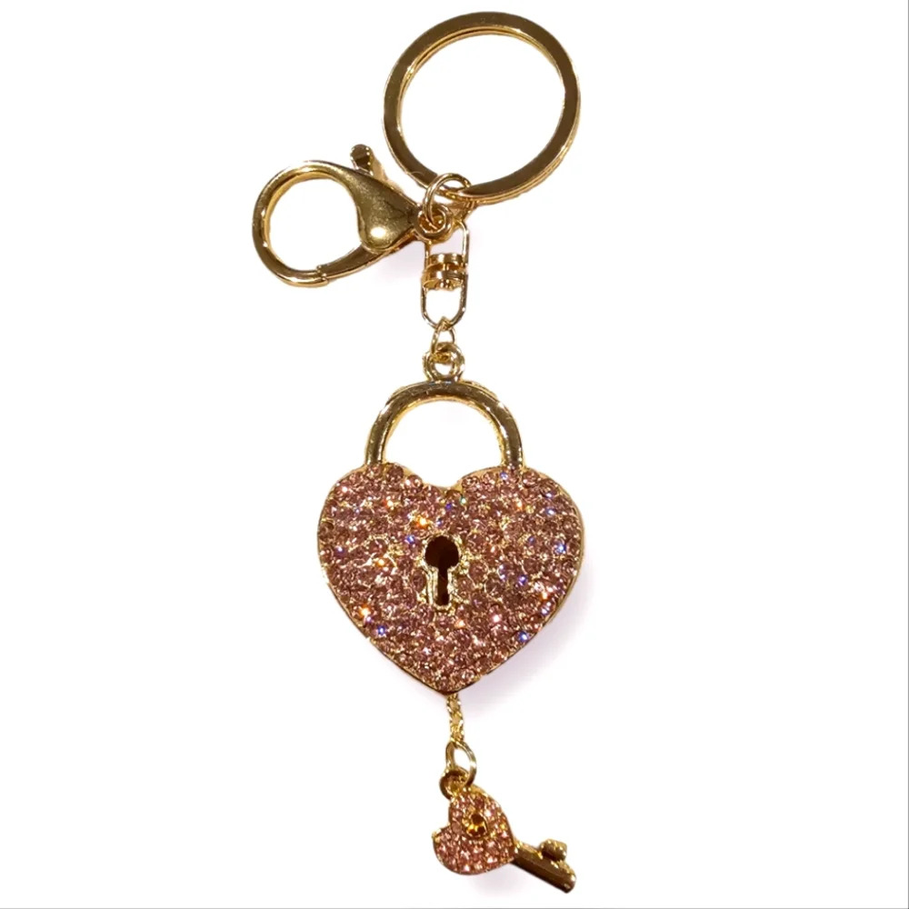 🚨Pink Rhinestone Heart Lock & Key Keychain